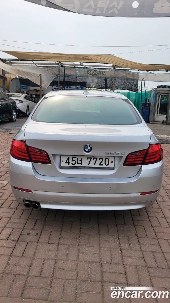 BMW 5 Series 2012 — 2