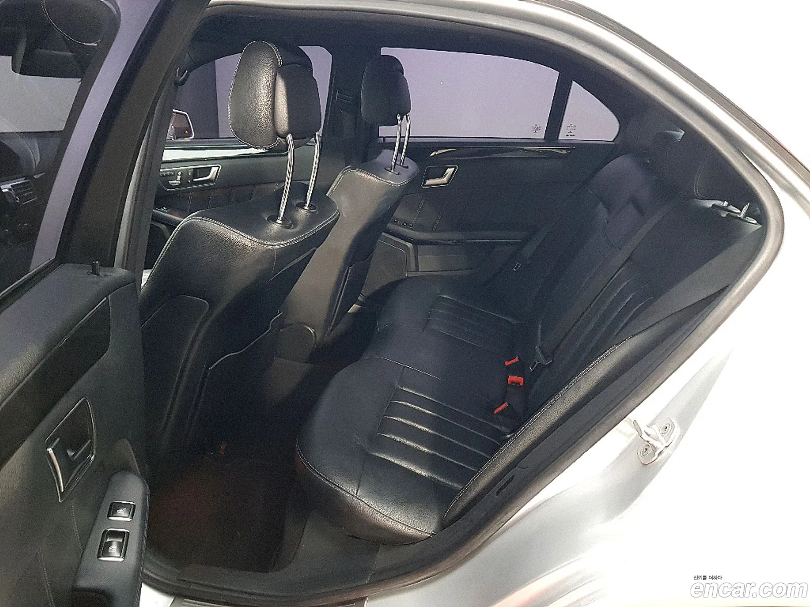 Mercedes-Benz E-Class W212 2014 — 16