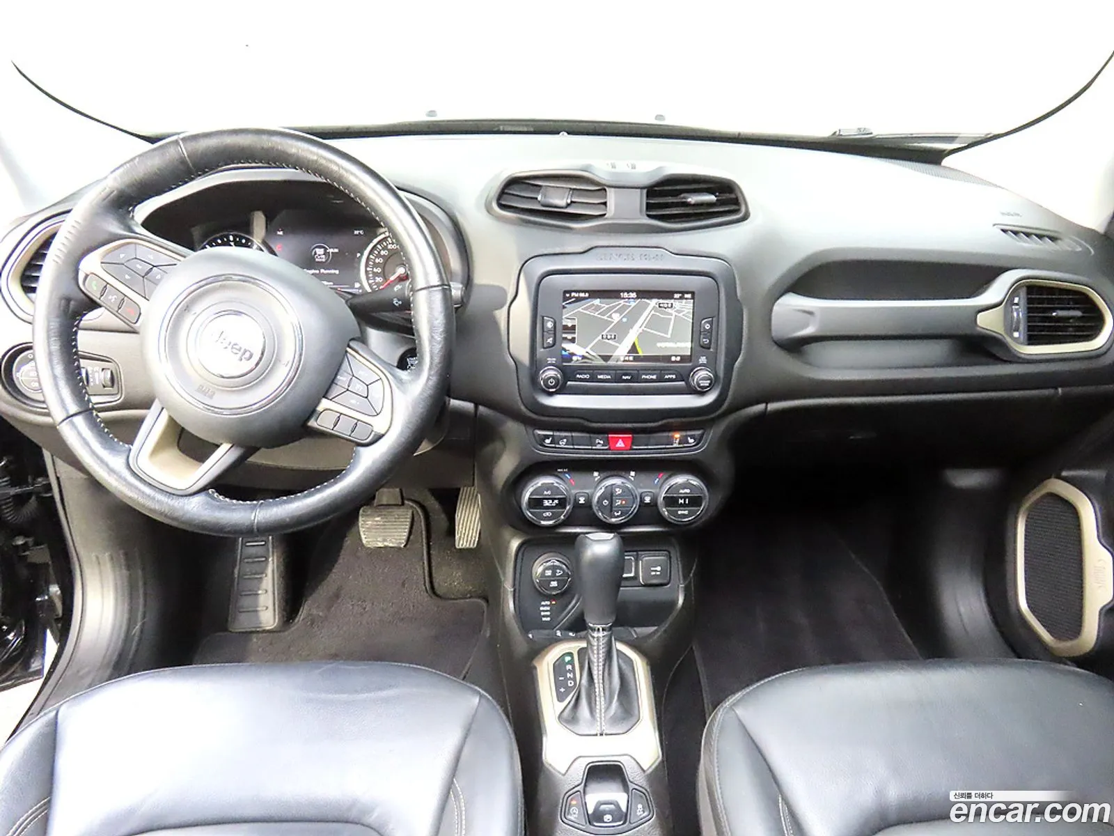 Jeep Renegade 2017 — 2