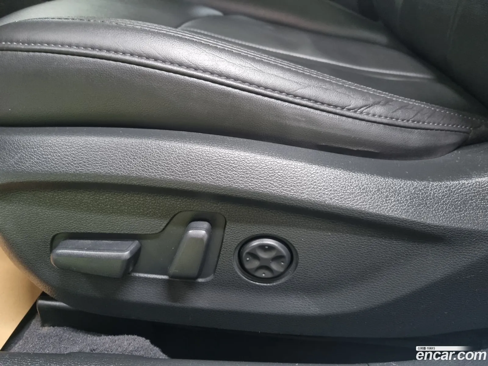 Hyundai LF Sonata Hybrid 2015 — 17