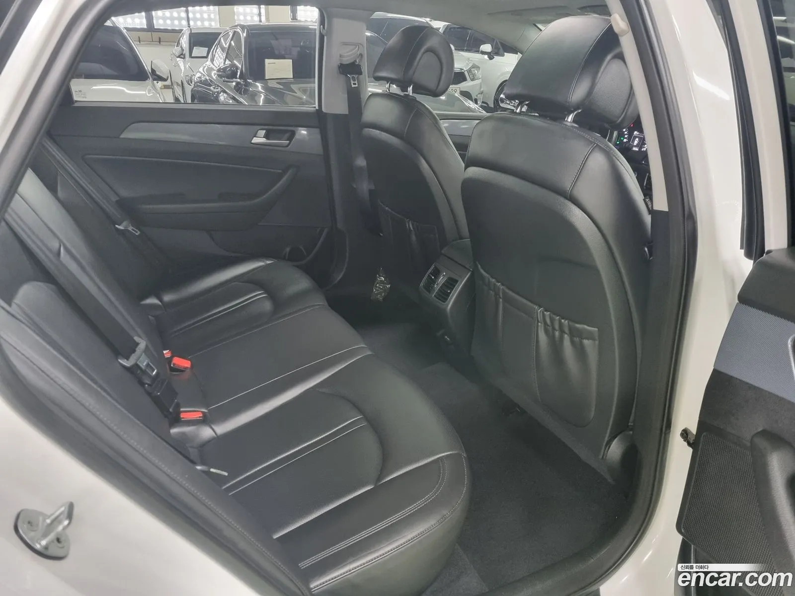 Hyundai LF Sonata Hybrid 2015 — 12