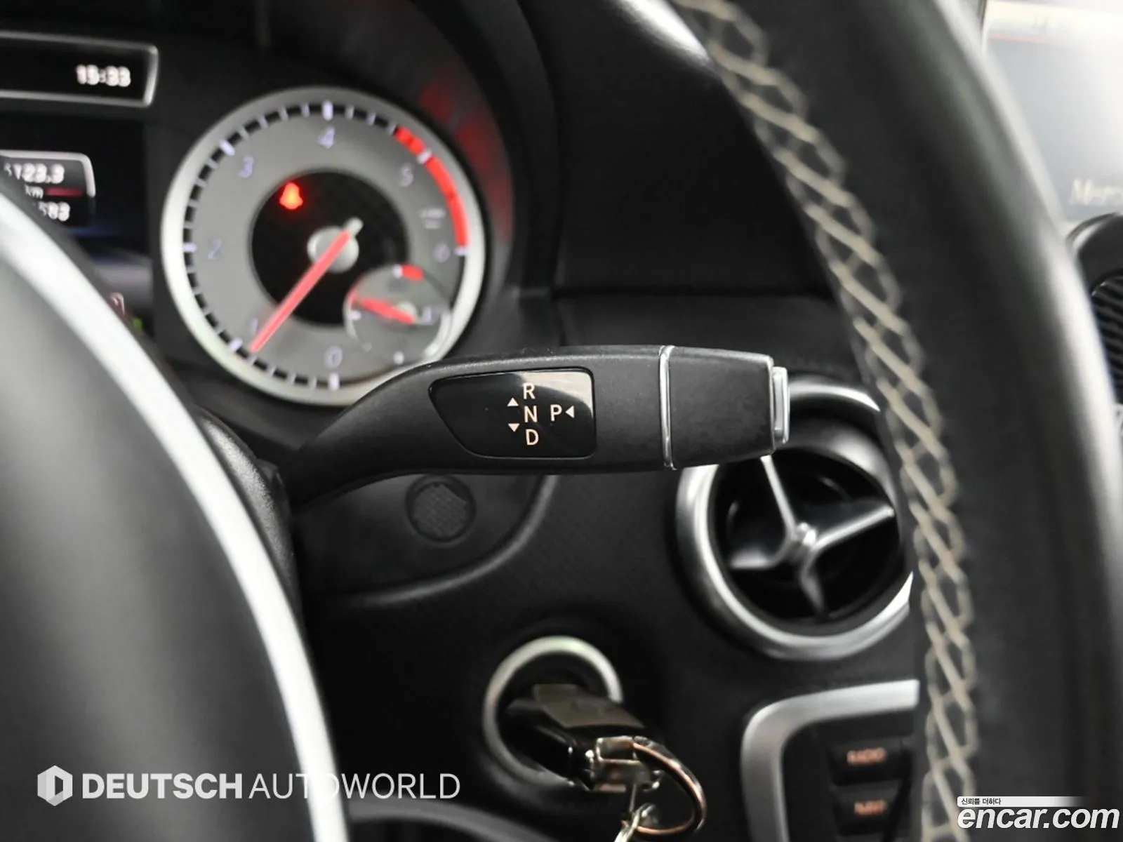 Mercedes-Benz A-Class W176 2015 — 10
