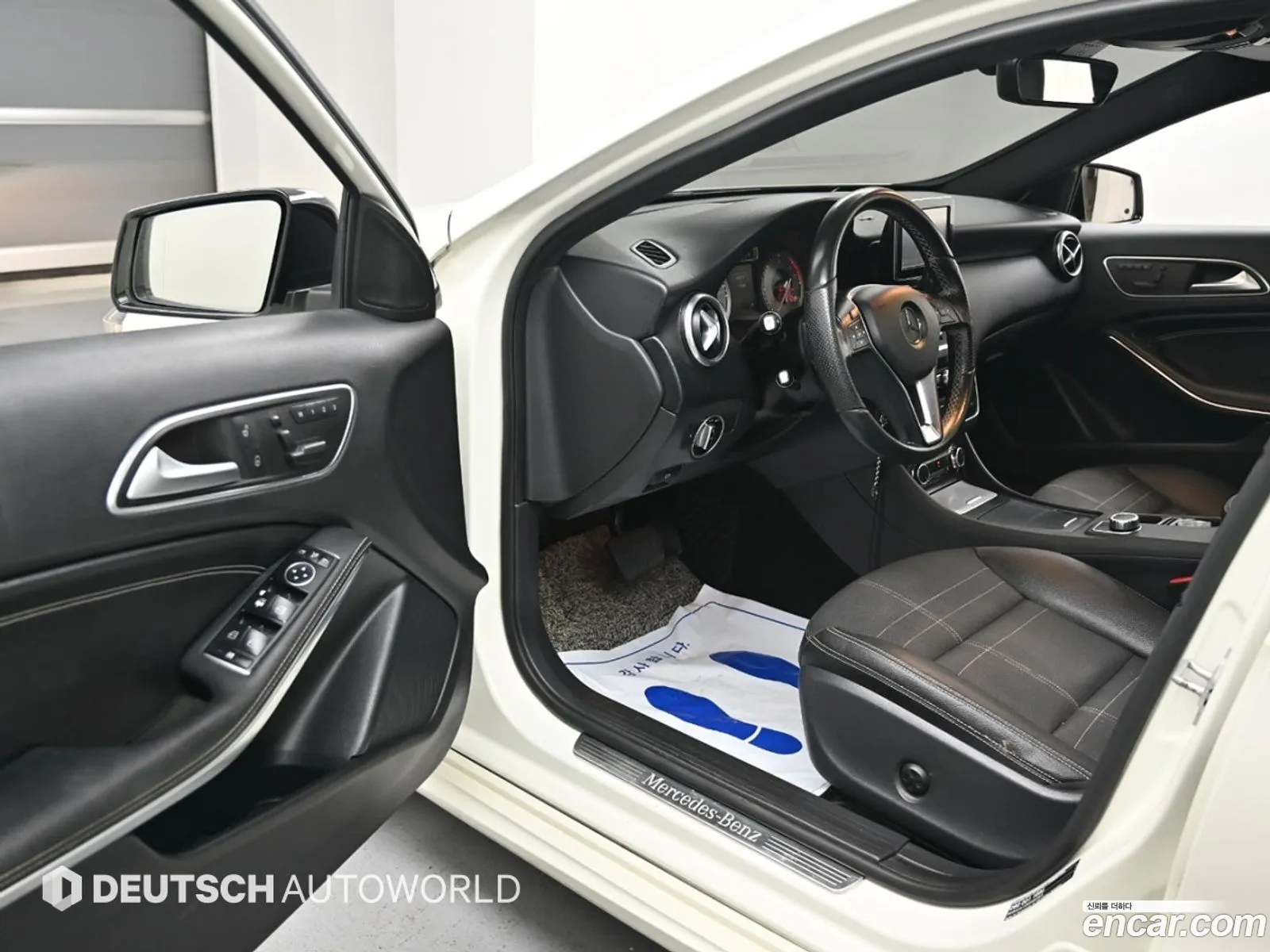 Mercedes-Benz A-Class W176 2015 — 5