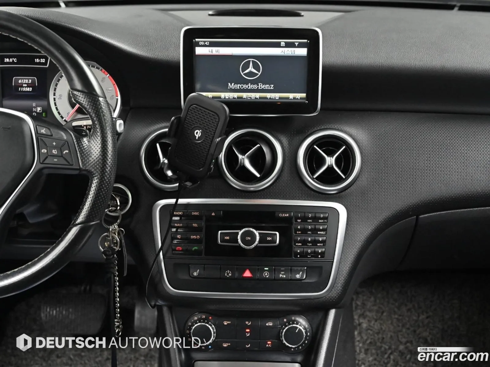 Mercedes-Benz A-Class W176 2015 — 17