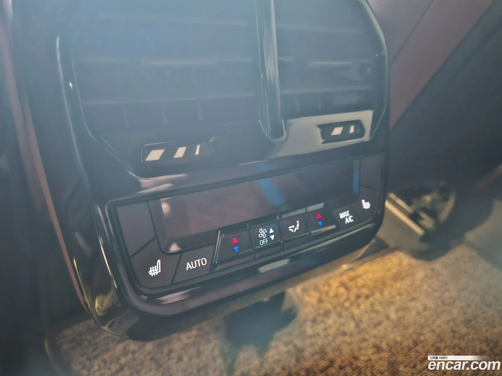 BMW iX 2023 — 10