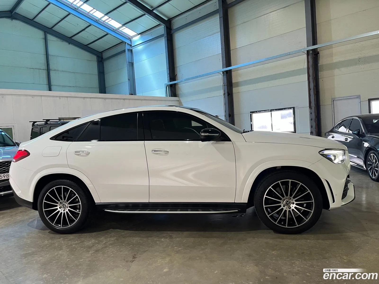 Mercedes-Benz GLE-Class W167 2022 — 12