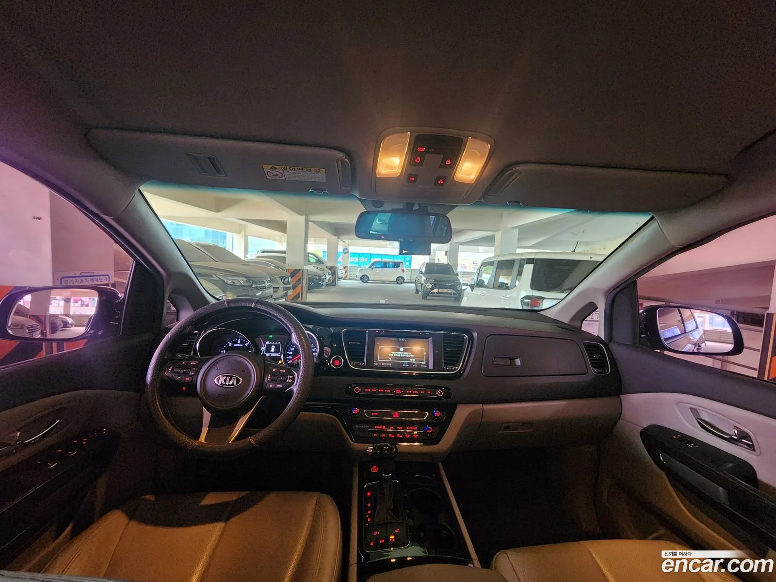 Kia Carnival 2015 — 3