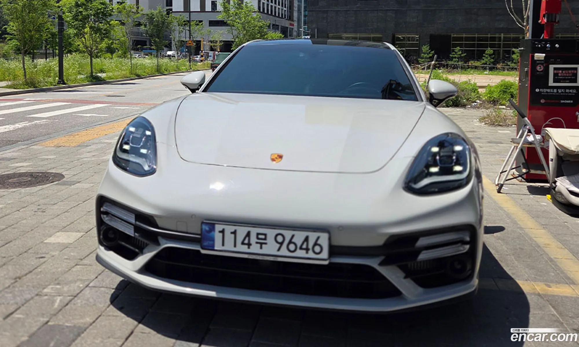 Porsche Panamera 2023 — 4
