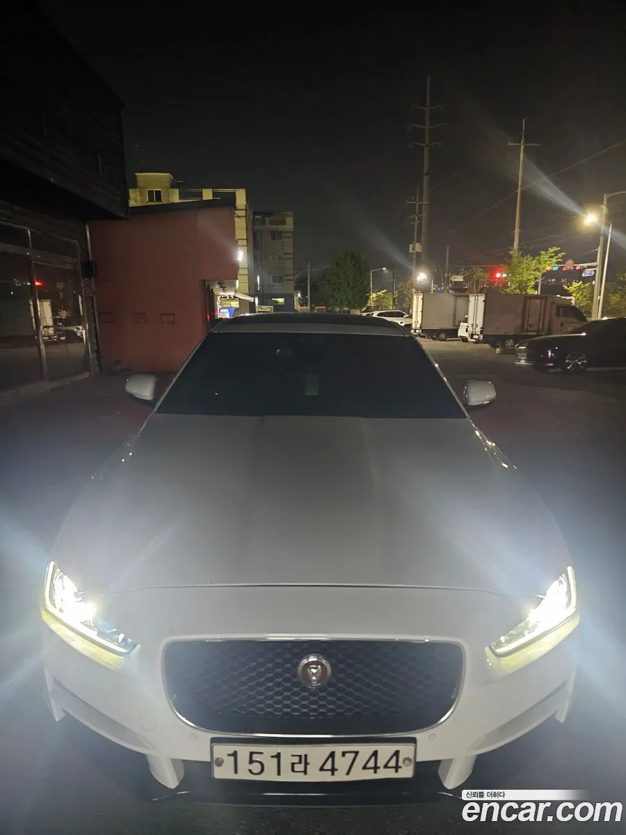 Jaguar XE 2016 — 4