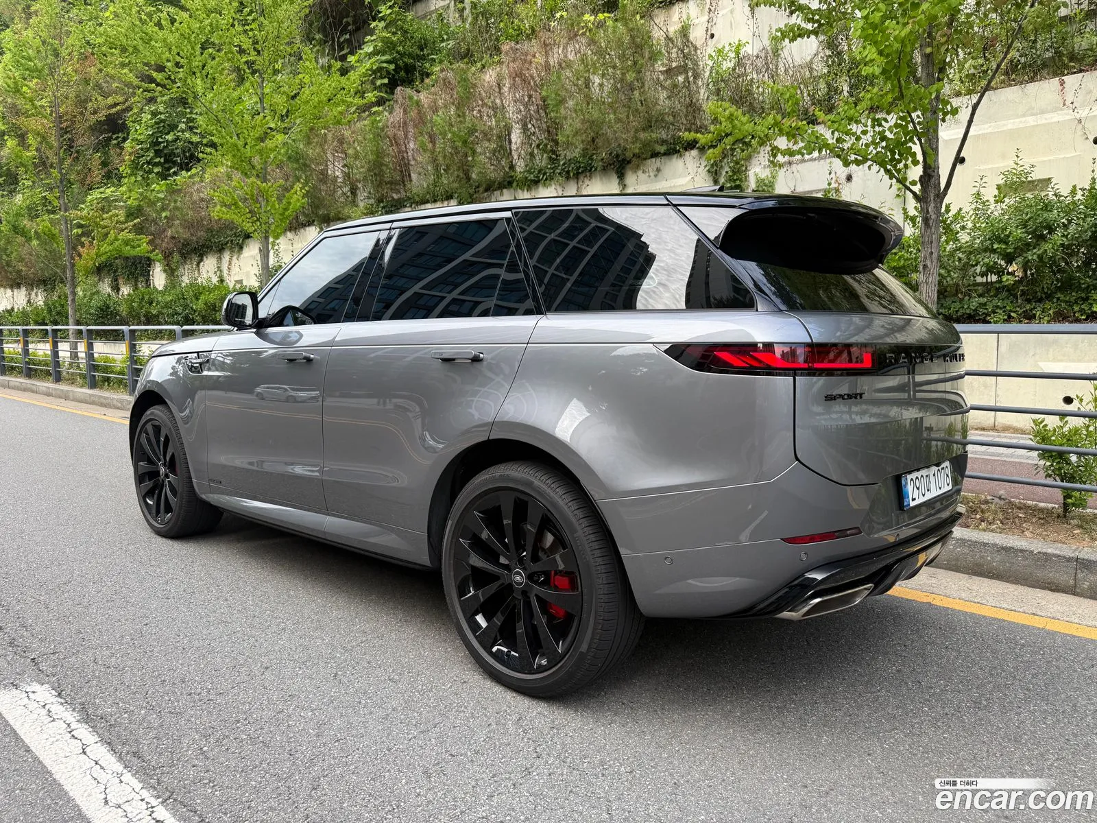 Land Rover Range Rover Sport 2025 — 9