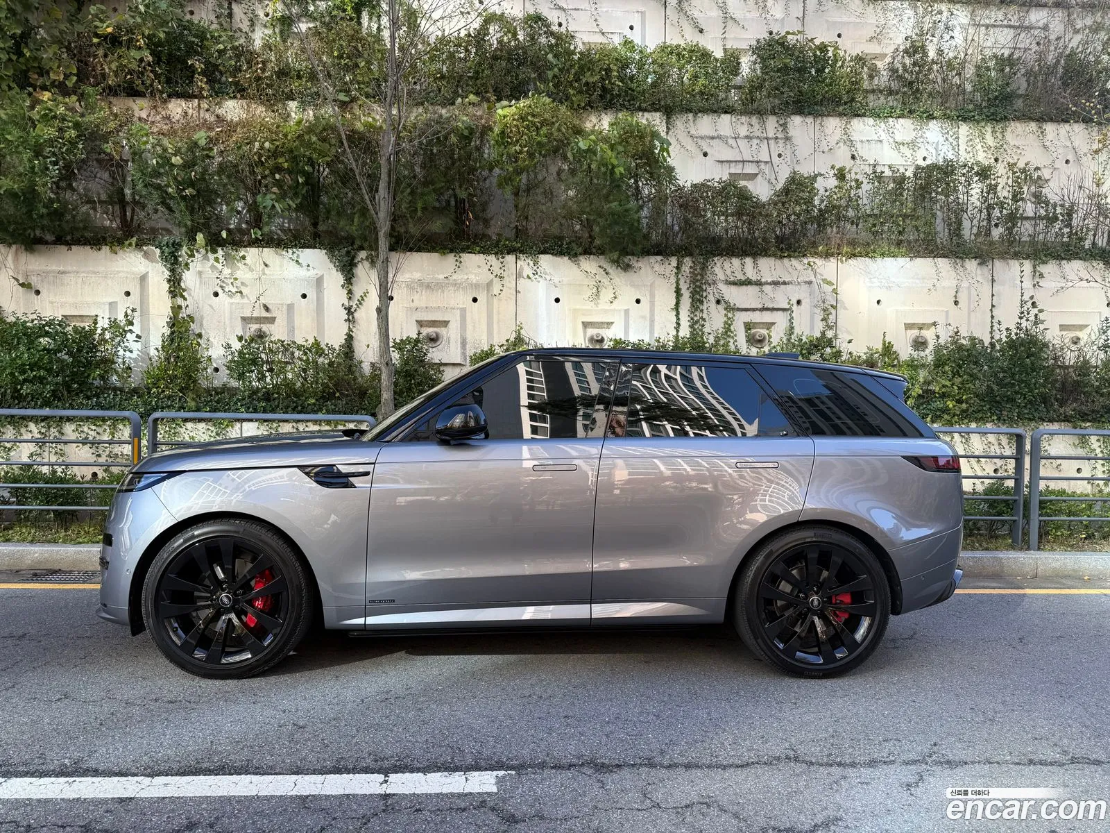 Land Rover Range Rover Sport 2025 — 11