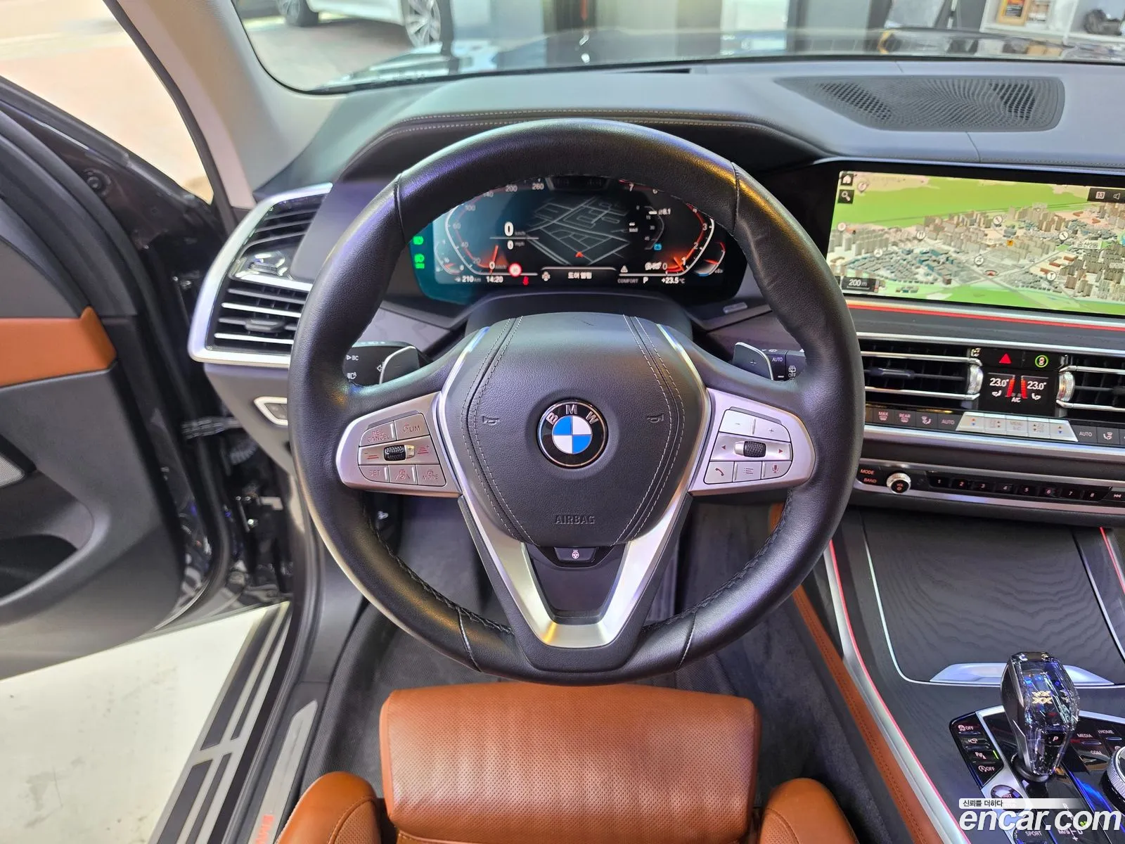 BMW X7 2022 — 18