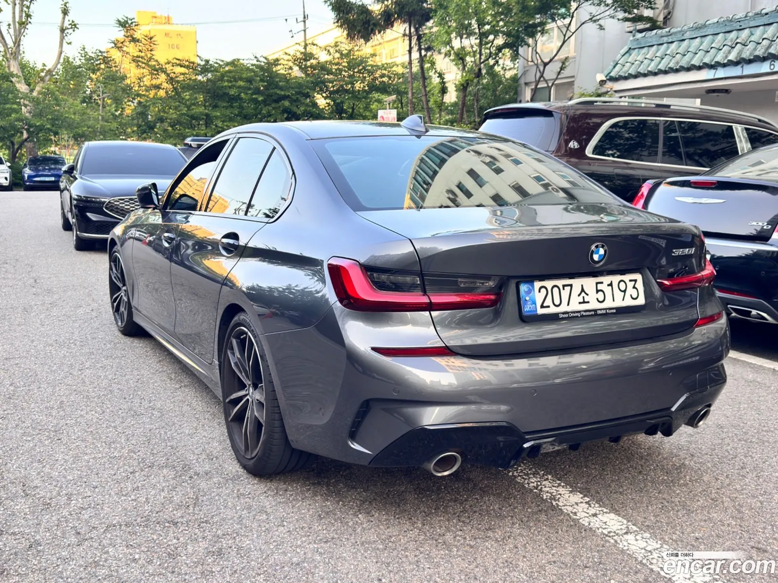 BMW 3 Series 2022 — 3