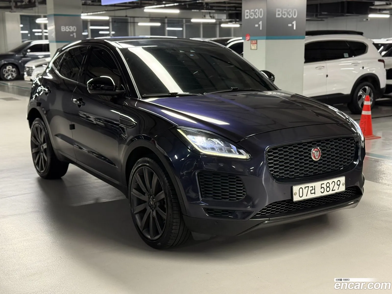 Jaguar E-Pace 2018 — 15