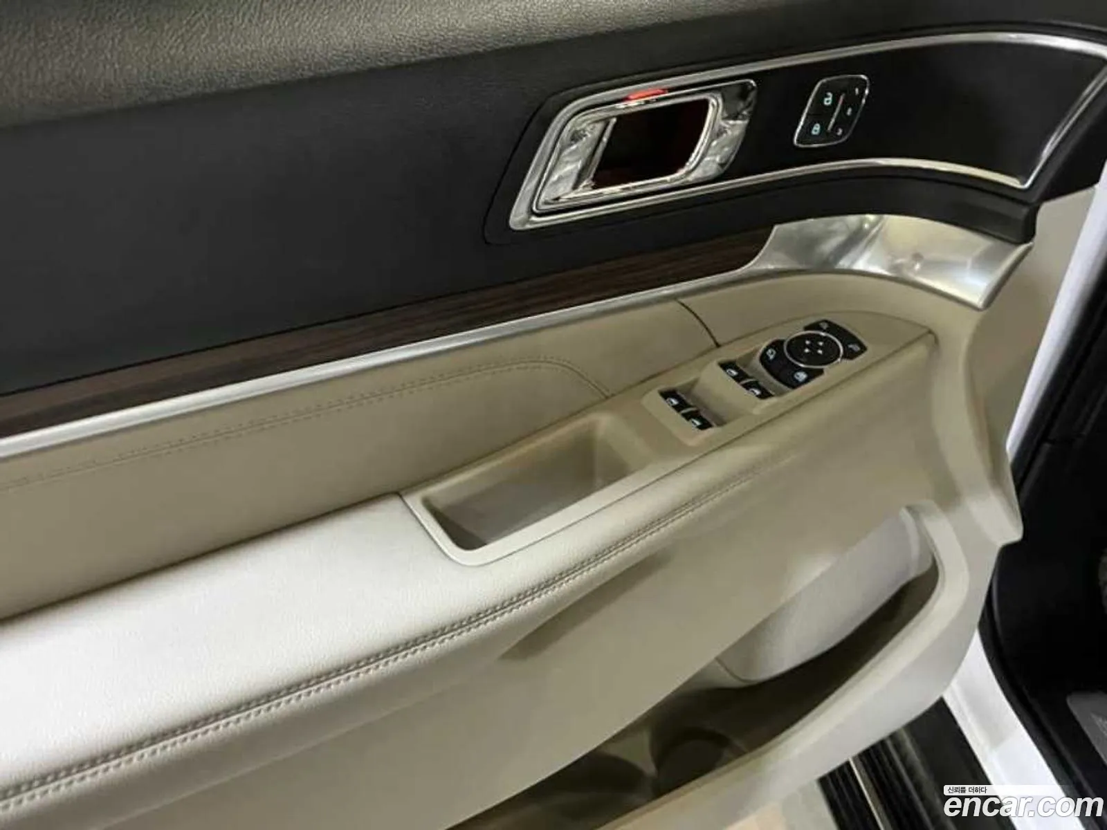 Ford Explorer 2019 — 15