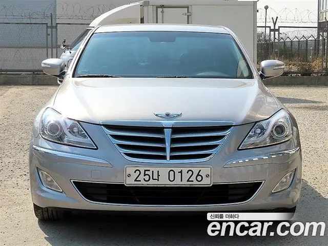 Hyundai Genesis 2011 — 2