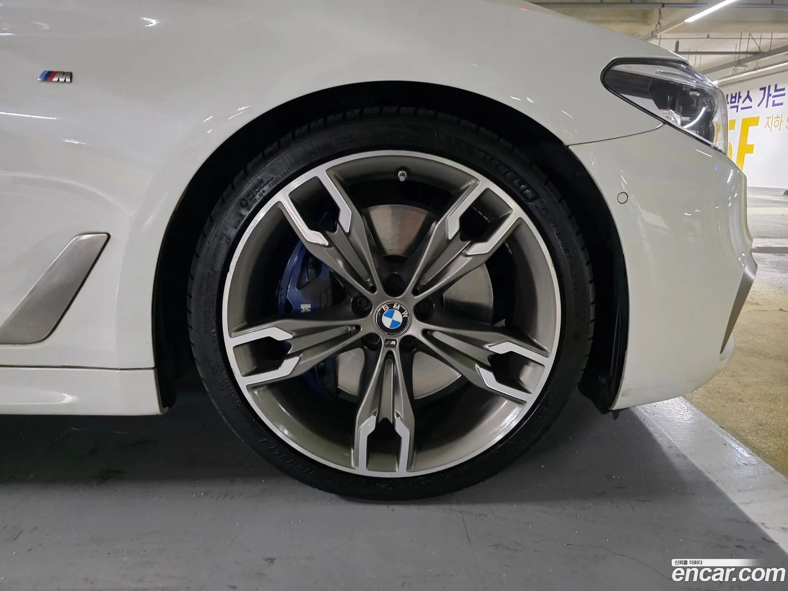 BMW 5 Series 2019 — 9