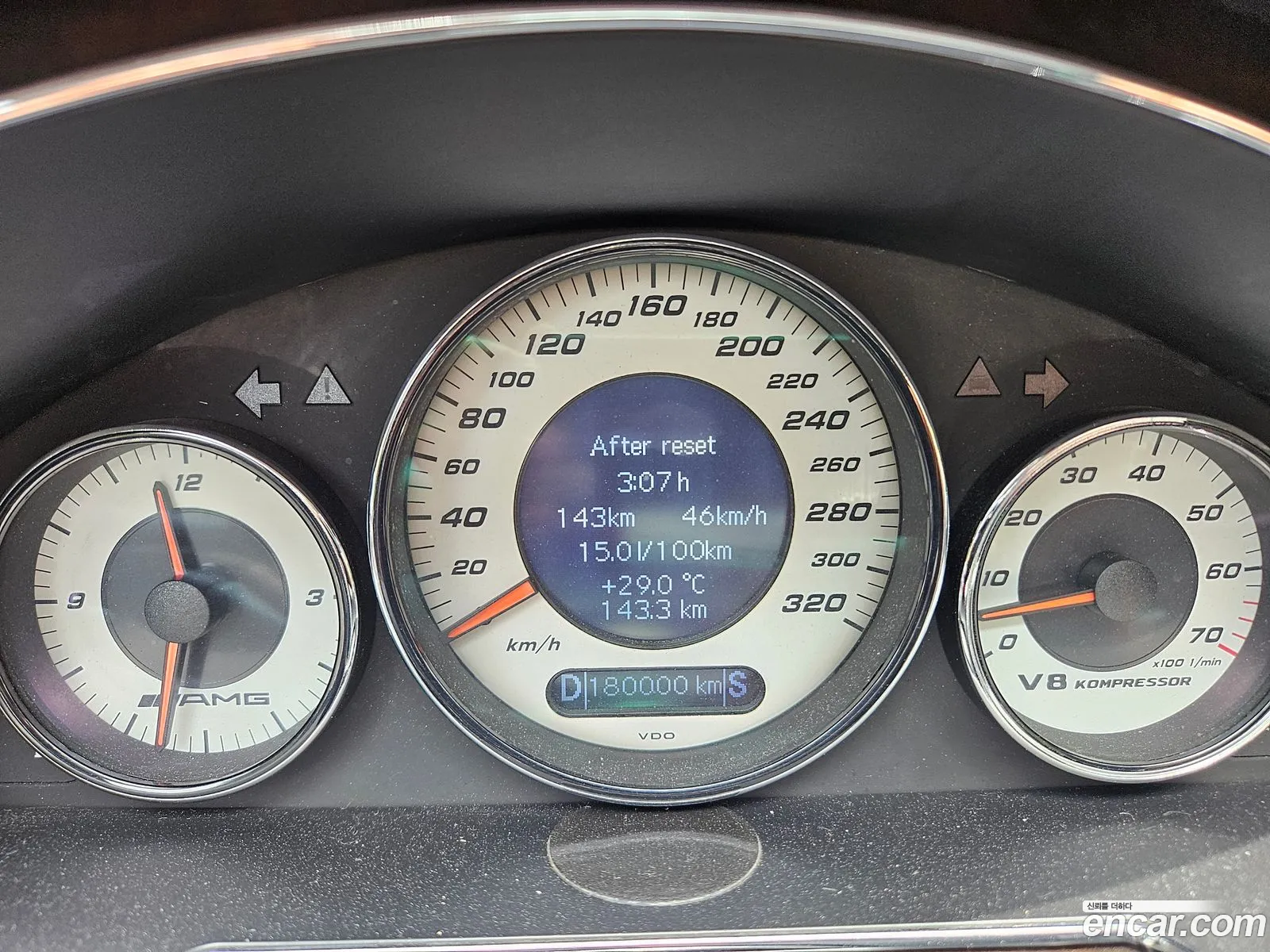 Mercedes-Benz CLS-Class W219 2005 — 19