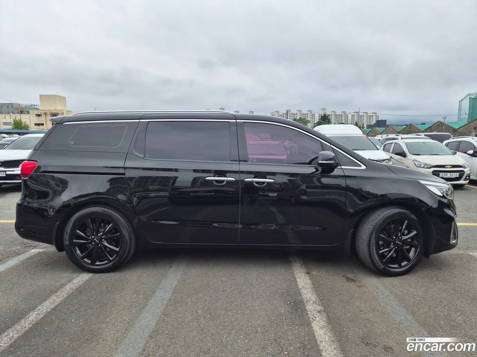 Kia Carnival 2018 — 6