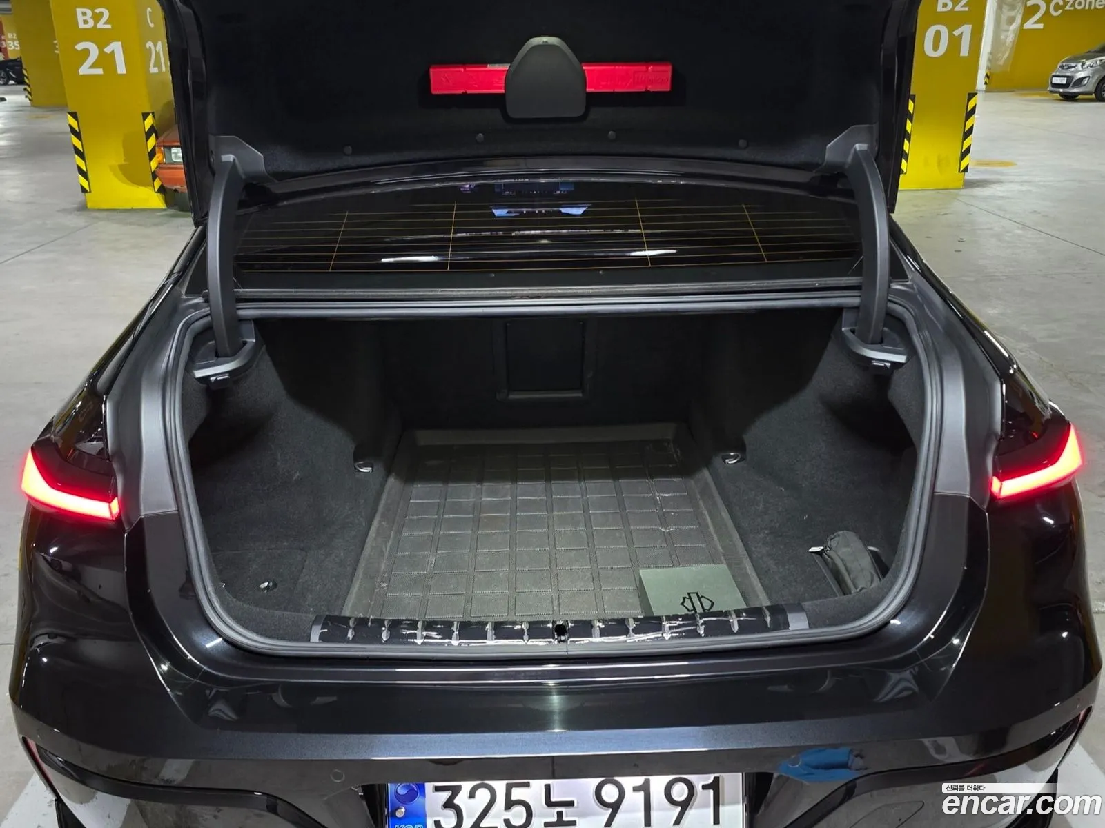 BMW 7 Series 2023 — 9