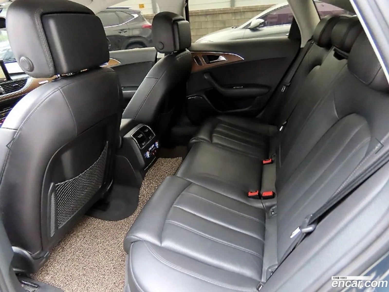 Audi A6 2015 — 11