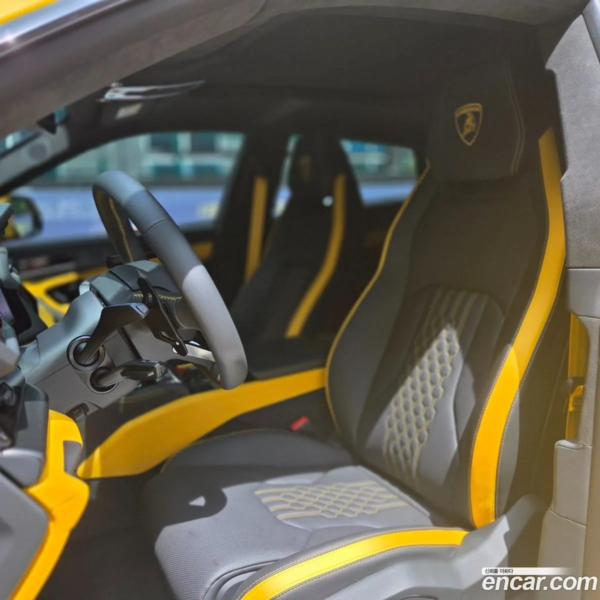 Lamborghini Urus 2025 — 2