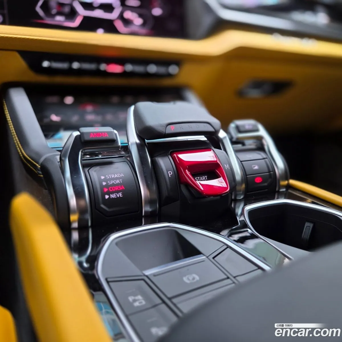 Lamborghini Urus 2025 — 11