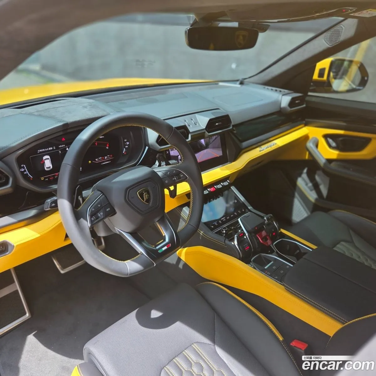 Lamborghini Urus 2025 — 8
