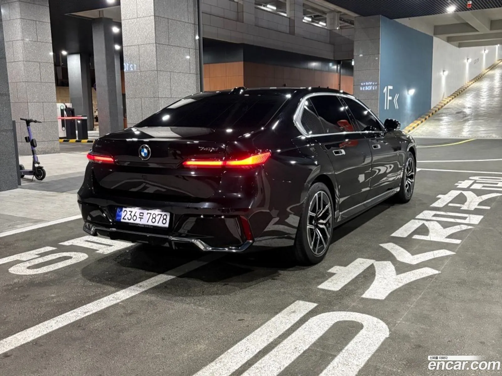 BMW 7 Series 2024 — 12