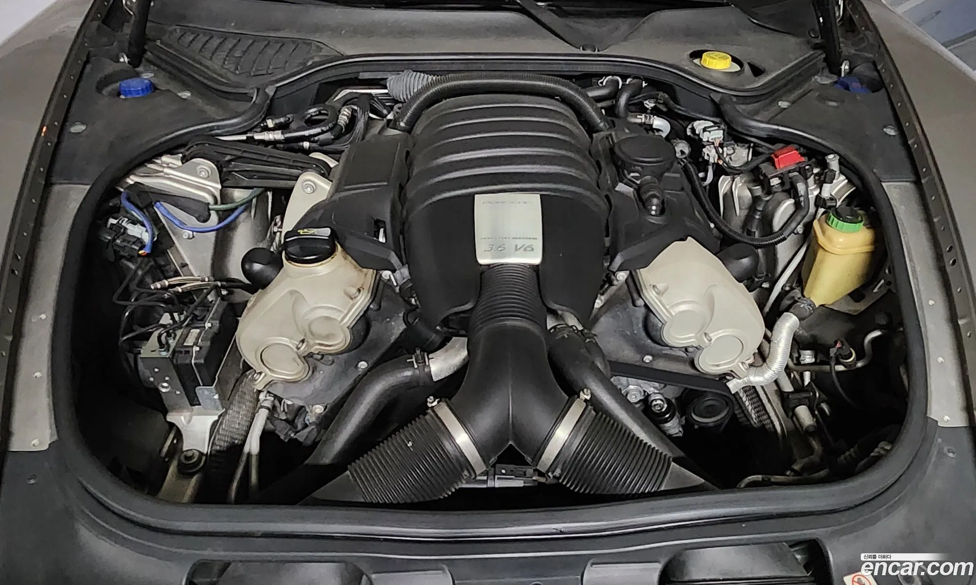 Porsche Panamera 2010 — 13