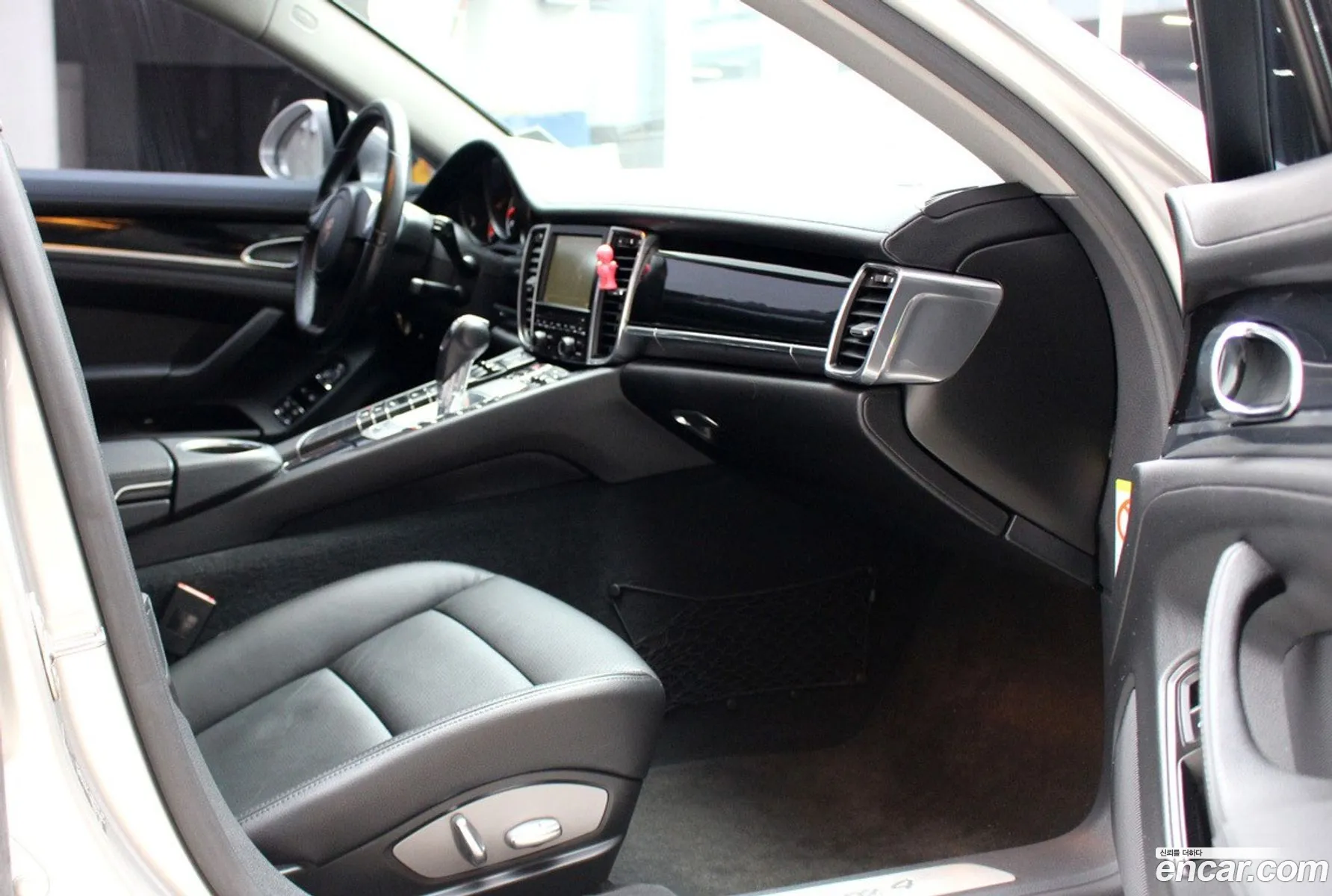 Porsche Panamera 2010 — 5