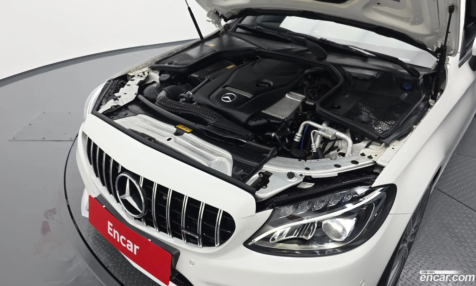 Mercedes-Benz C-Class W205 2016 — 18