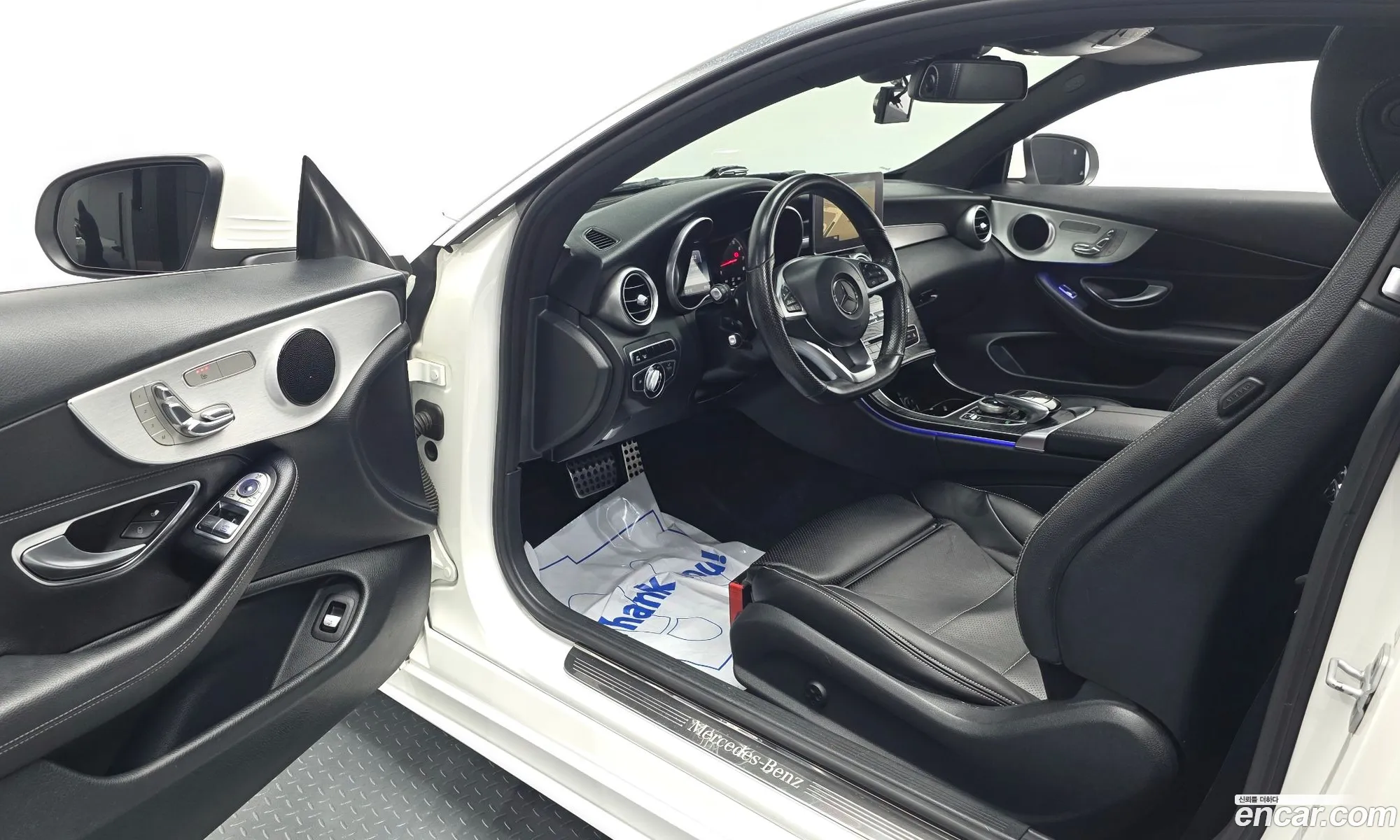 Mercedes-Benz C-Class W205 2016 — 17