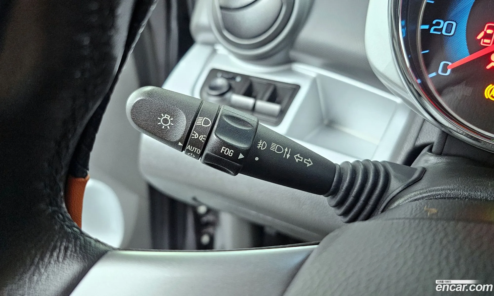 Chevrolet (GM Daewoo) Spark 2015 — 15