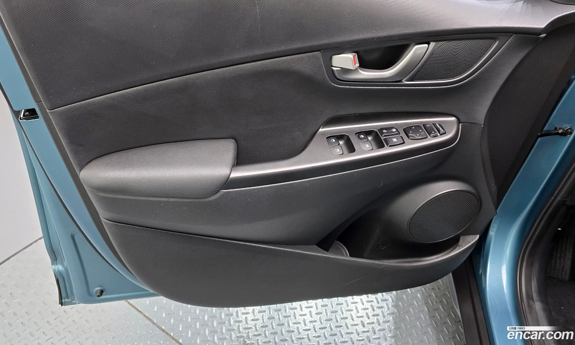 Hyundai Kona Hybrid 2020 — 11