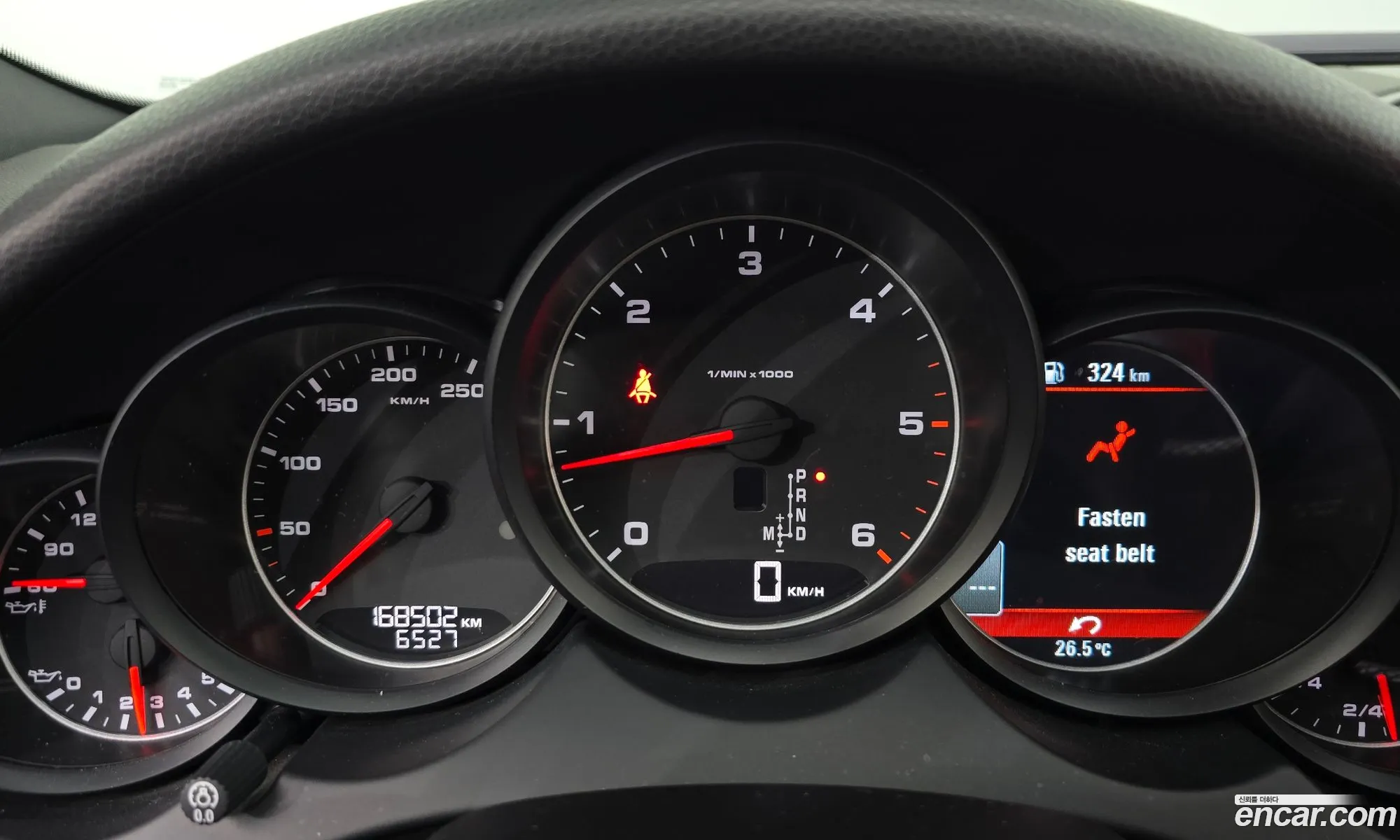 Porsche Cayenne 2011 — 19