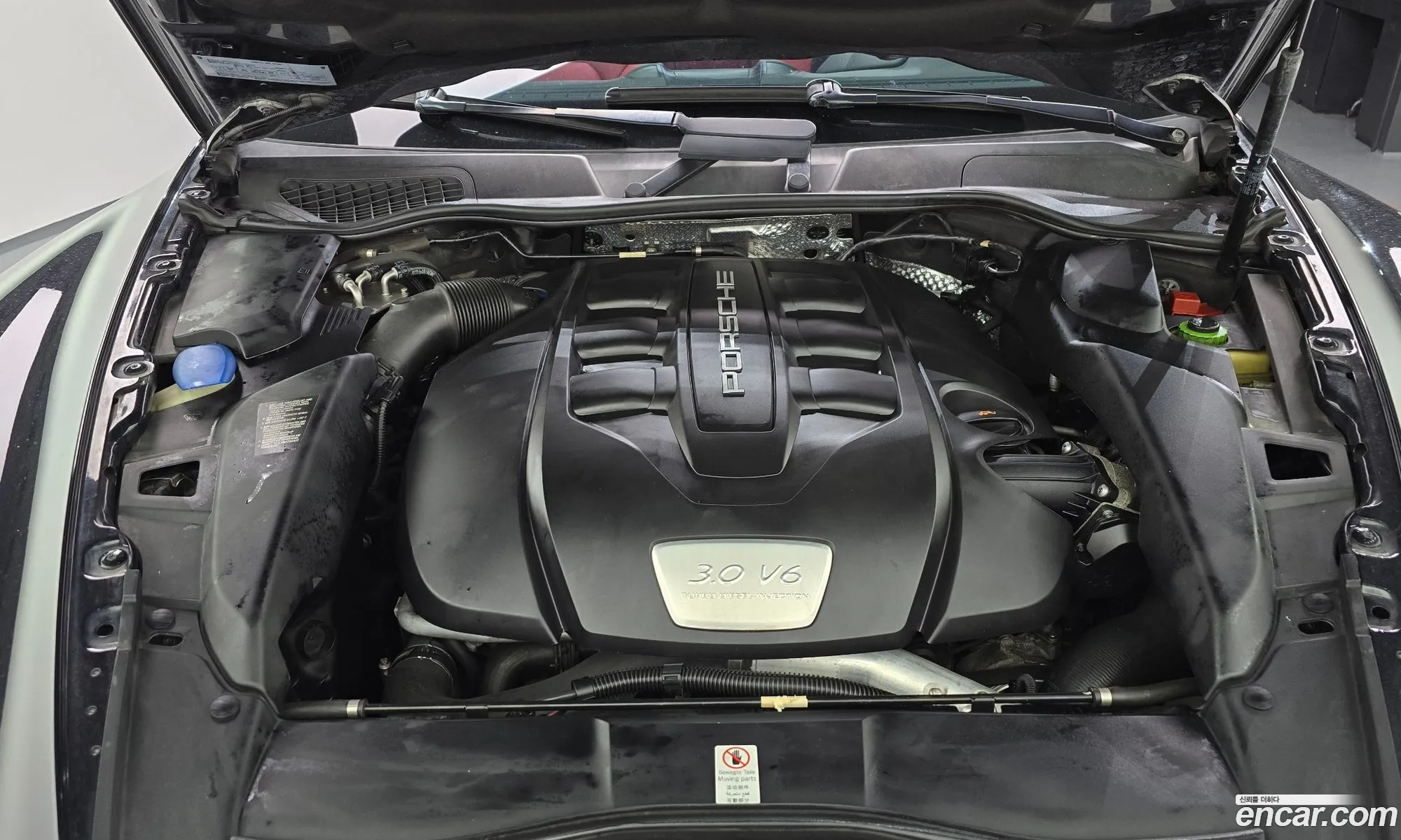 Porsche Cayenne 2011 — 10