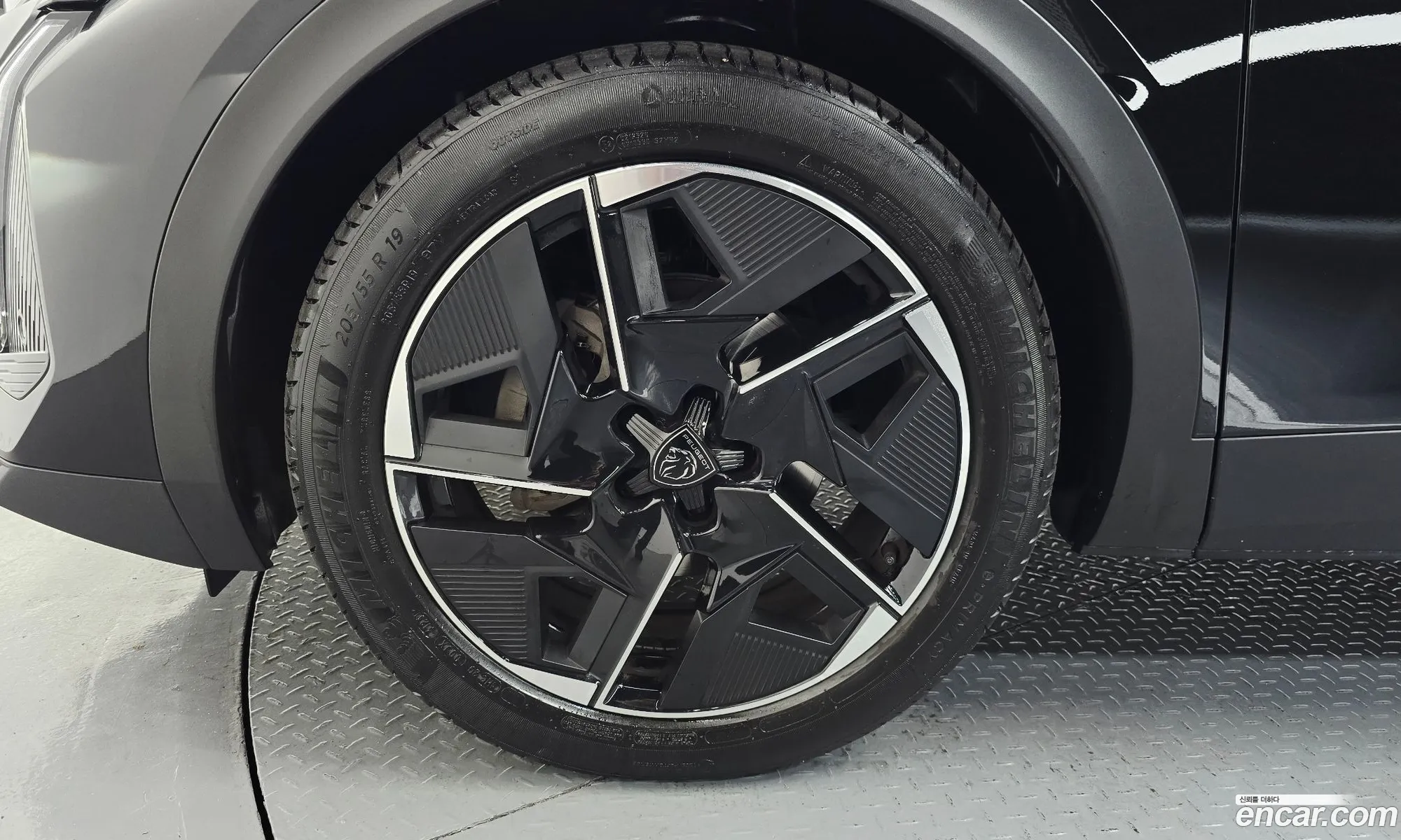 Peugeot 408 2024 VR3FPHNSSRY502566 — 3