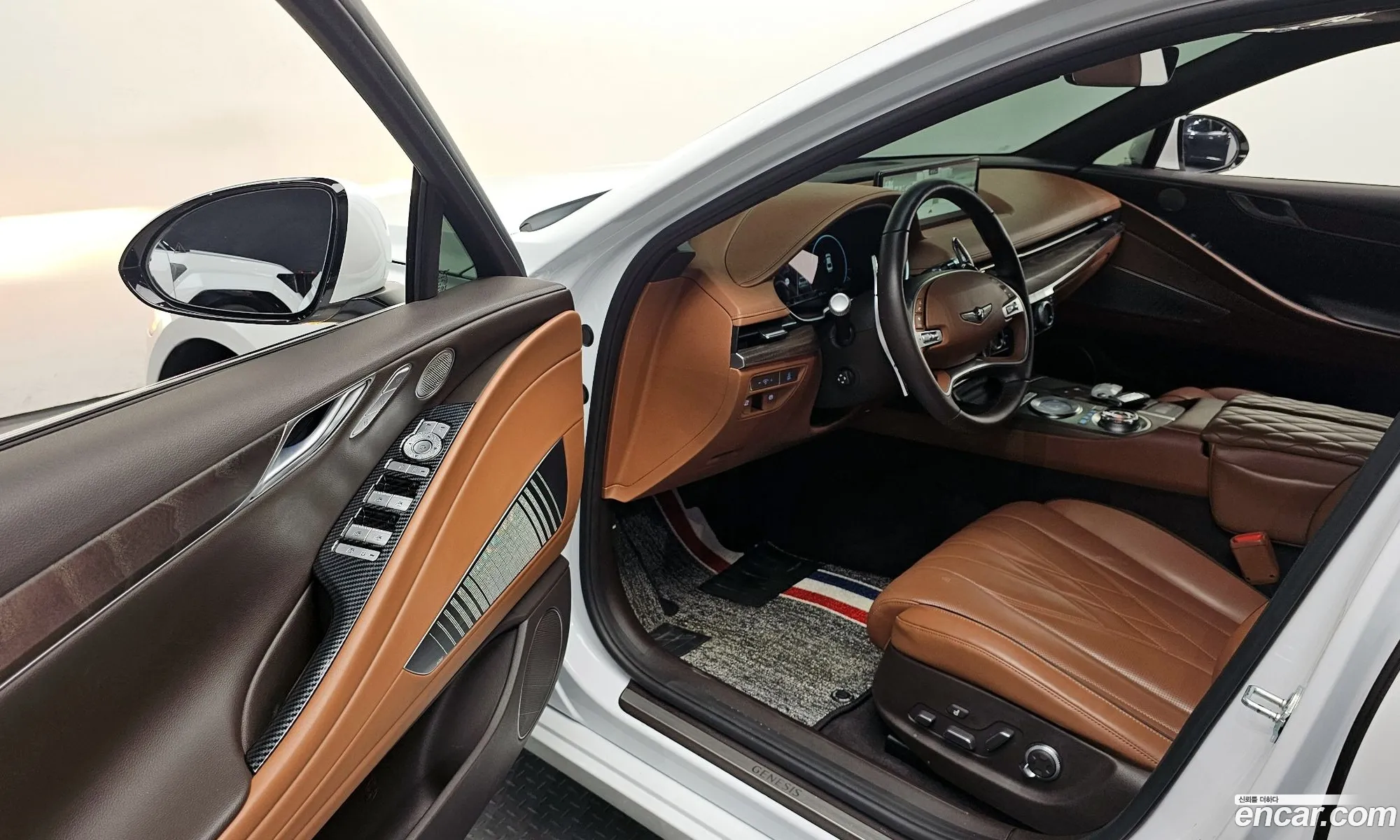 Genesis Electrified G80 2022 — 21