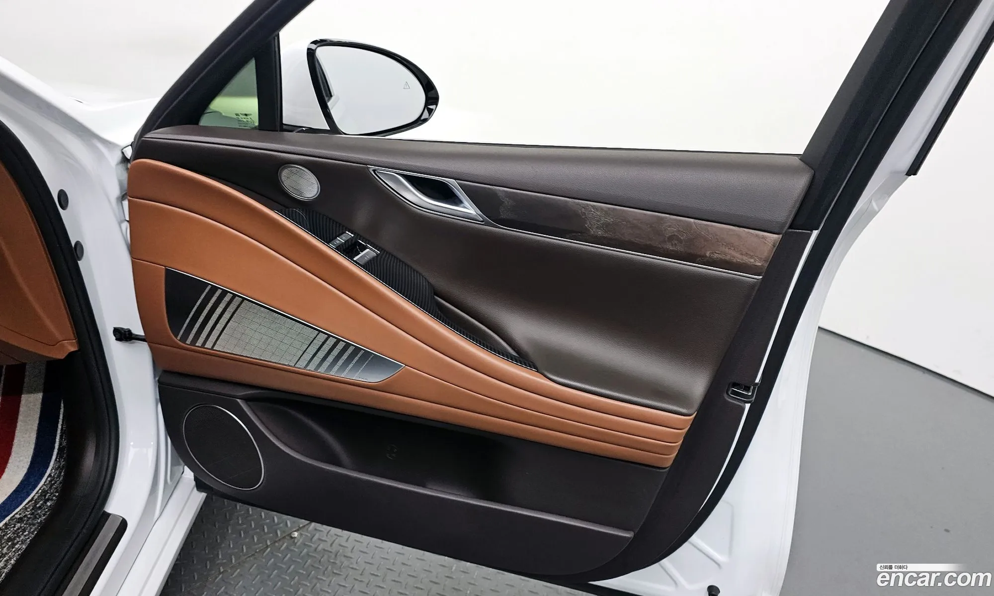Genesis Electrified G80 2022 — 20