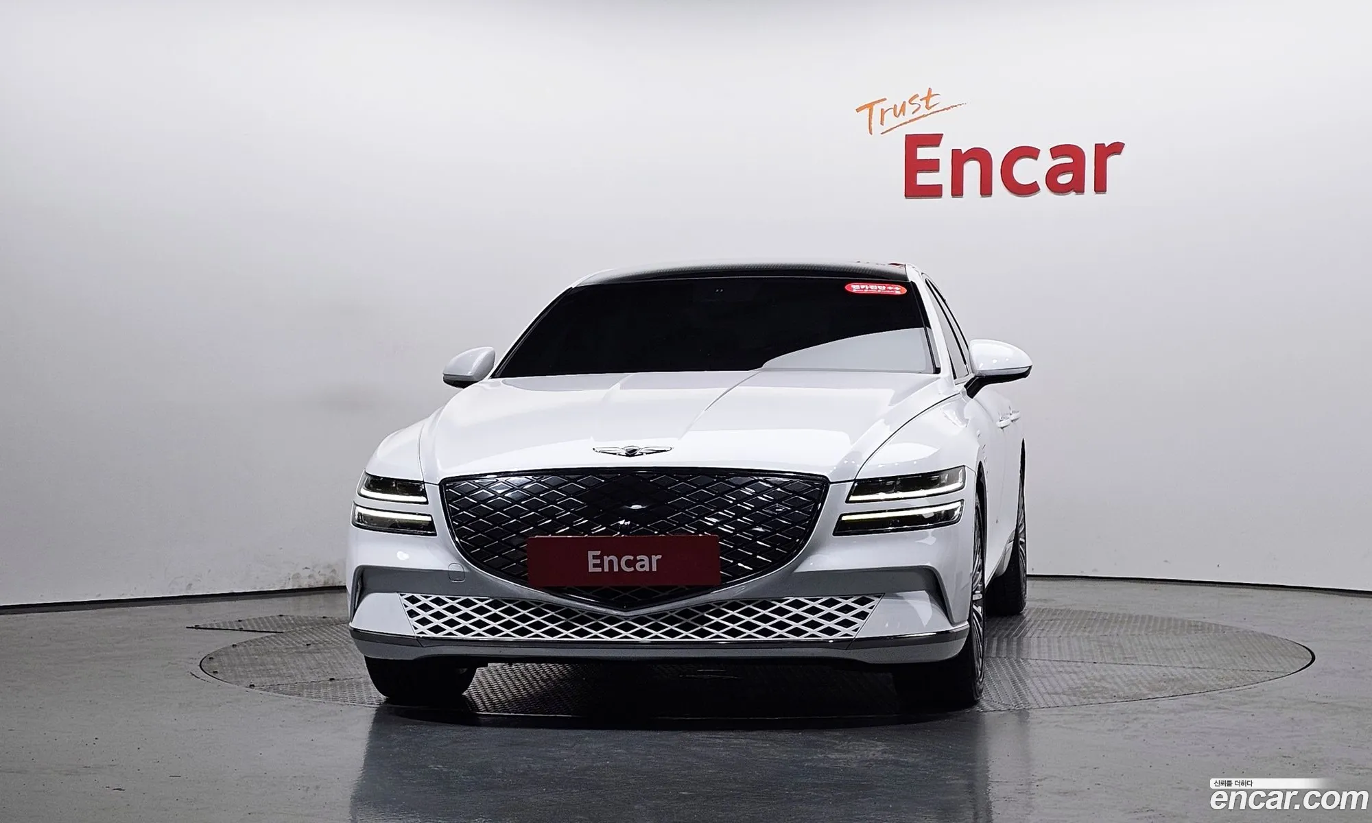 Genesis Electrified G80 2022 — 10