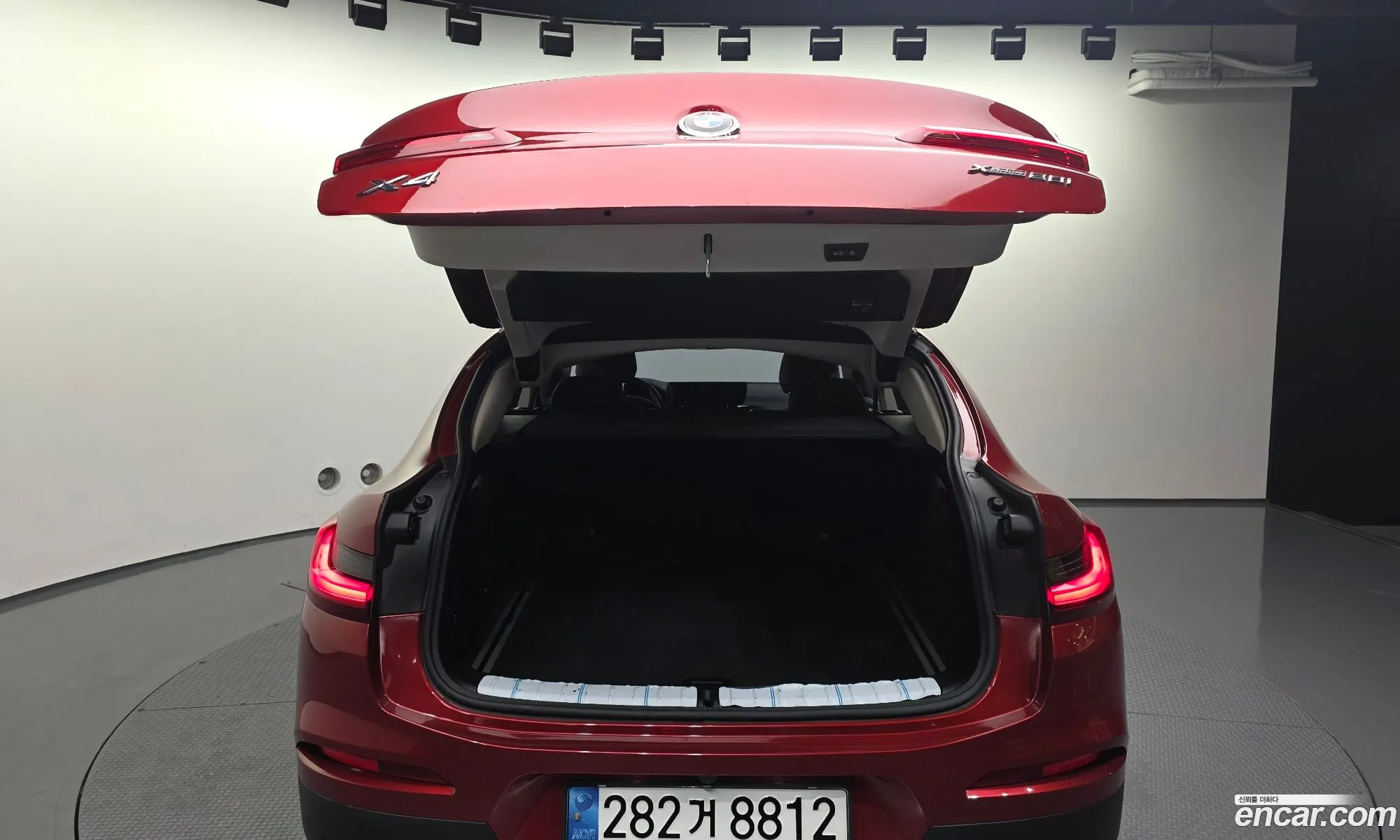 BMW X4 2020 WBA2V9105M9E00375 — 23