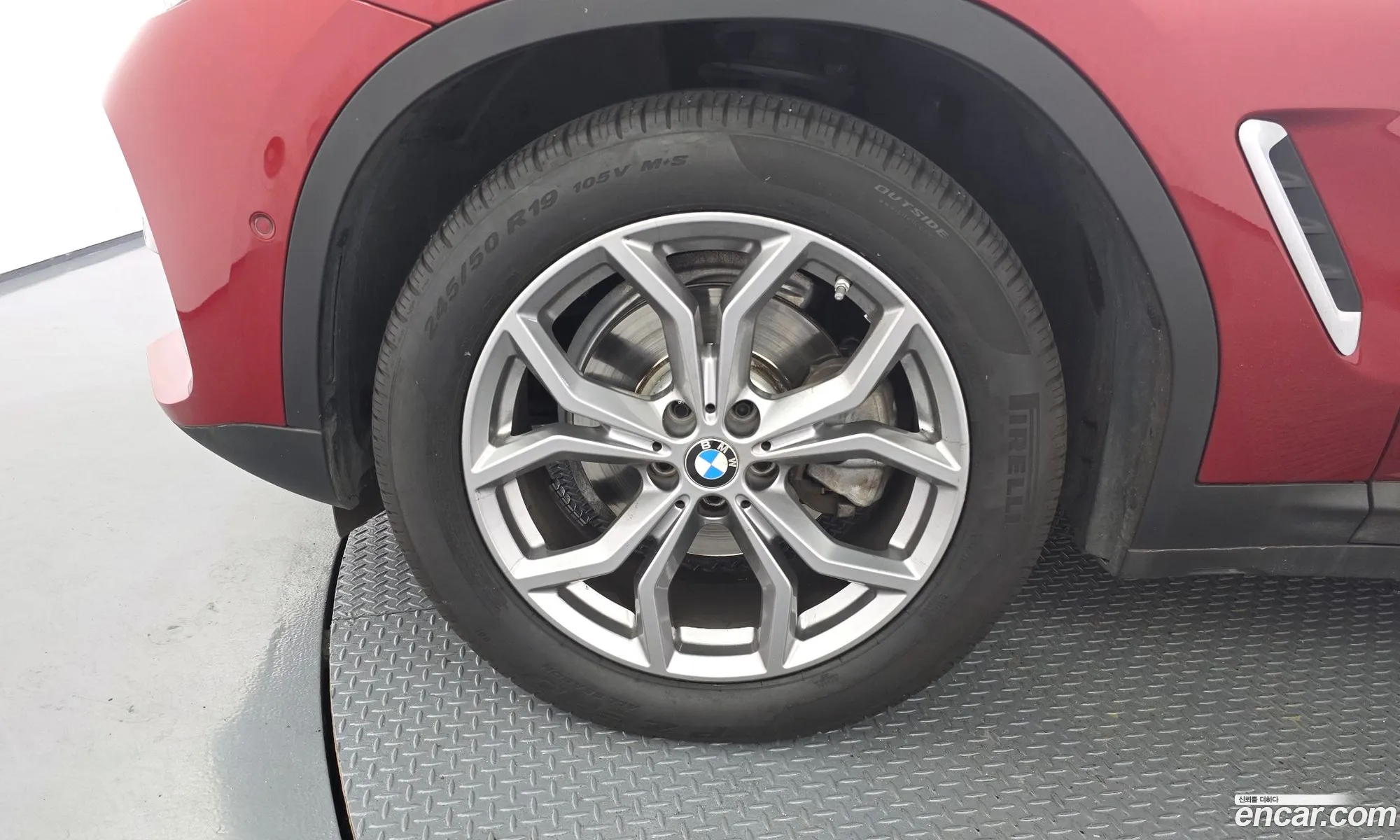 BMW X4 2020 WBA2V9105M9E00375 — 29