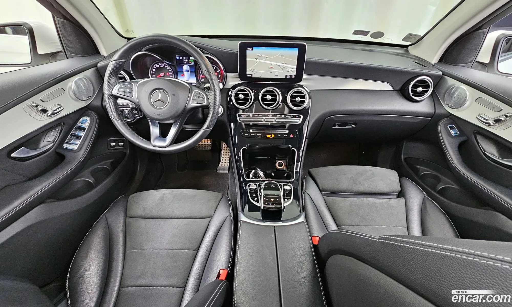 Mercedes-Benz GLC-Class X253 2018 — 23