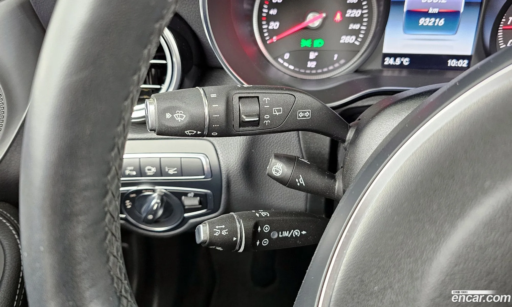 Mercedes-Benz GLC-Class X253 2018 — 11