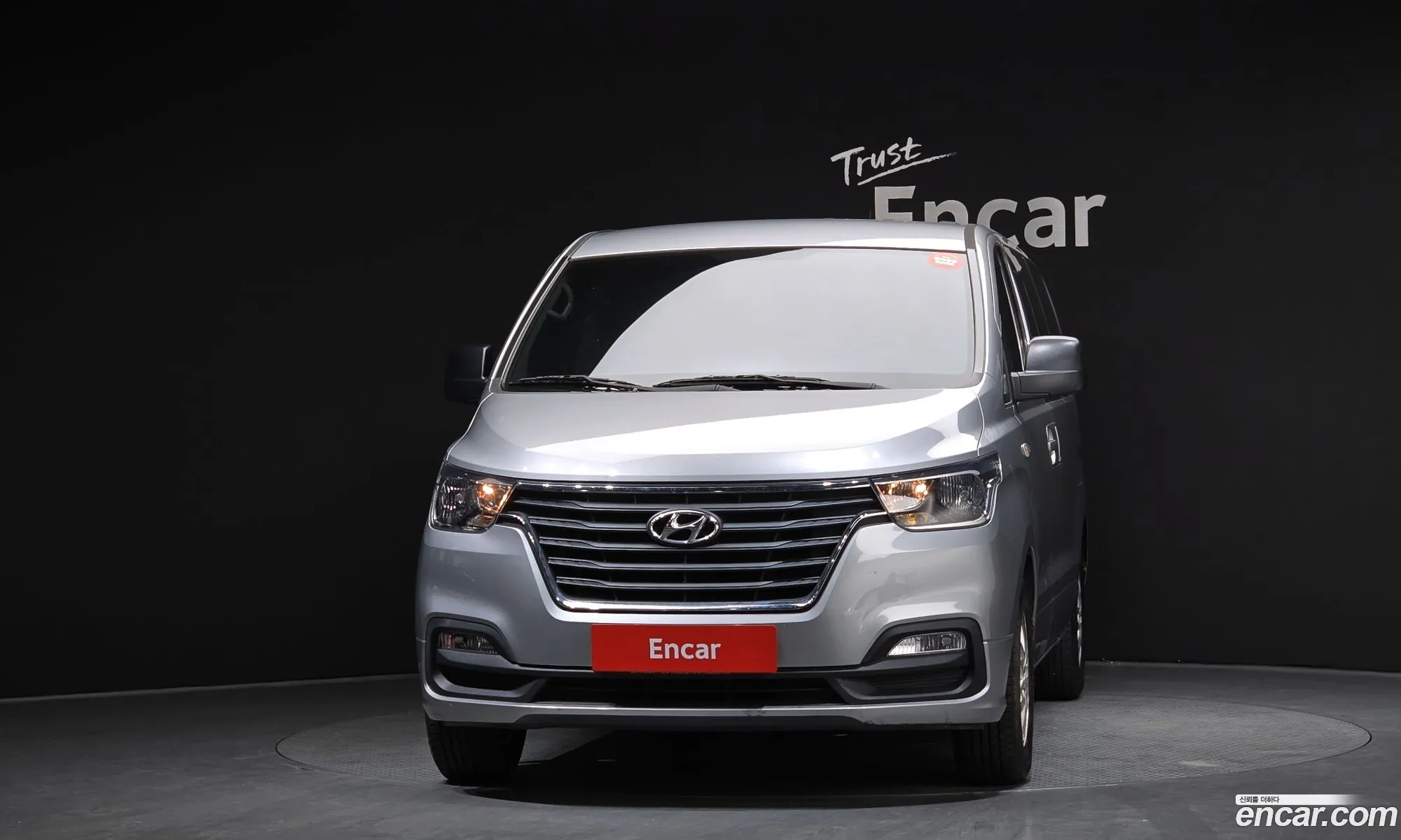 Hyundai Grand Starex 2019 — 26