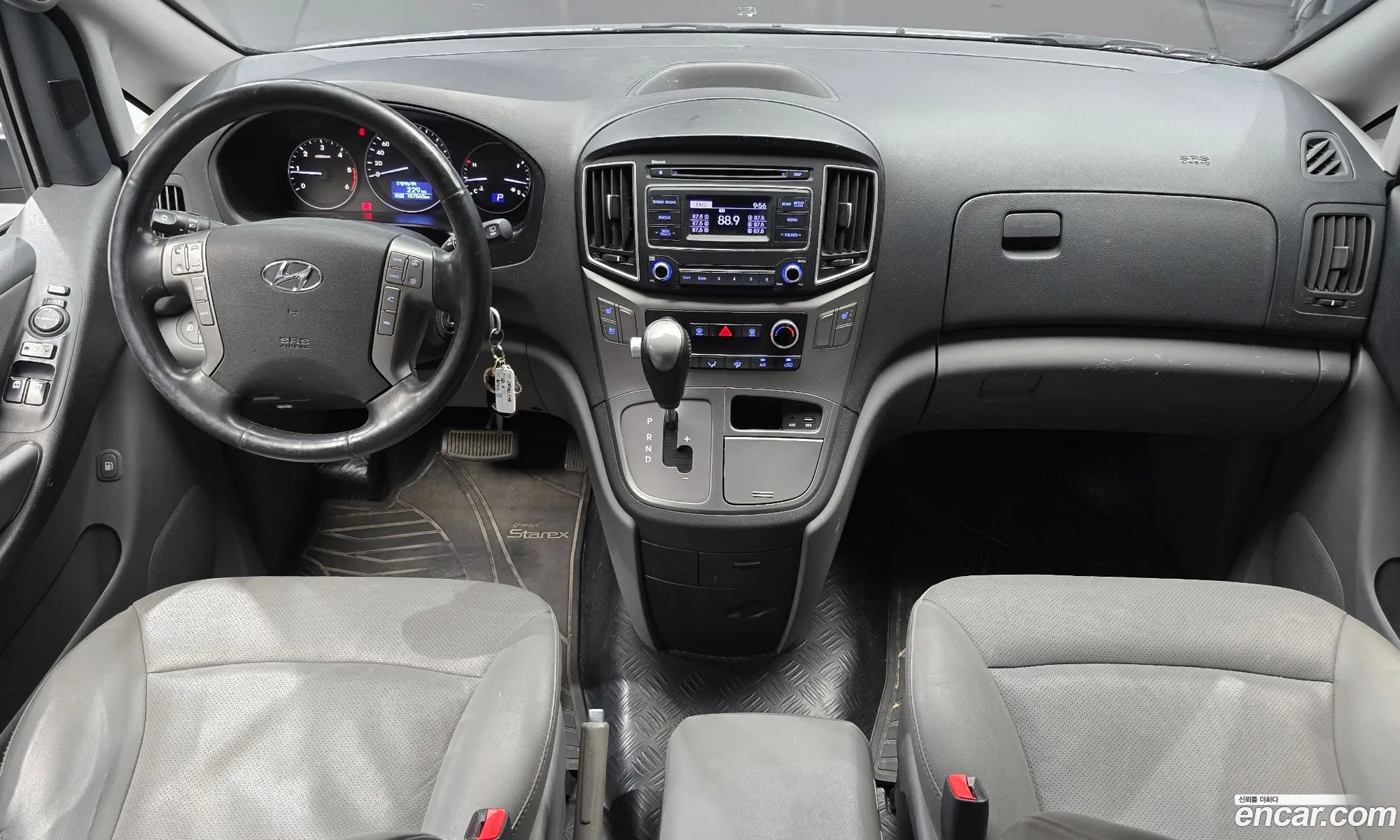 Hyundai Grand Starex 2019 — 28