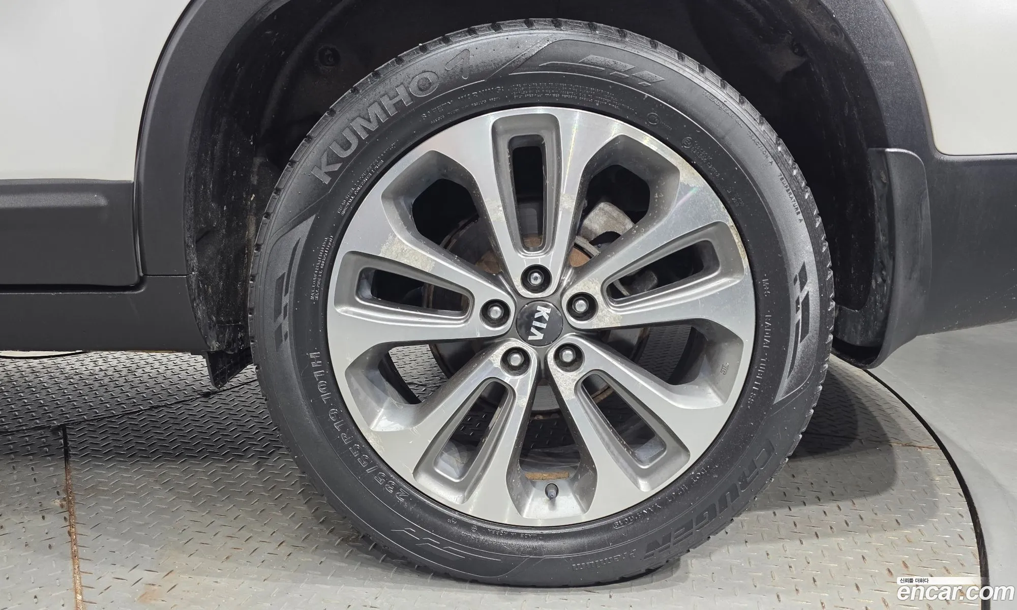 Kia Sorento R 2013 — 26