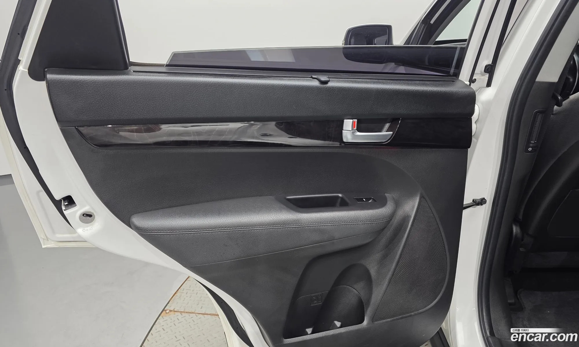 Kia Sorento R 2013 — 3