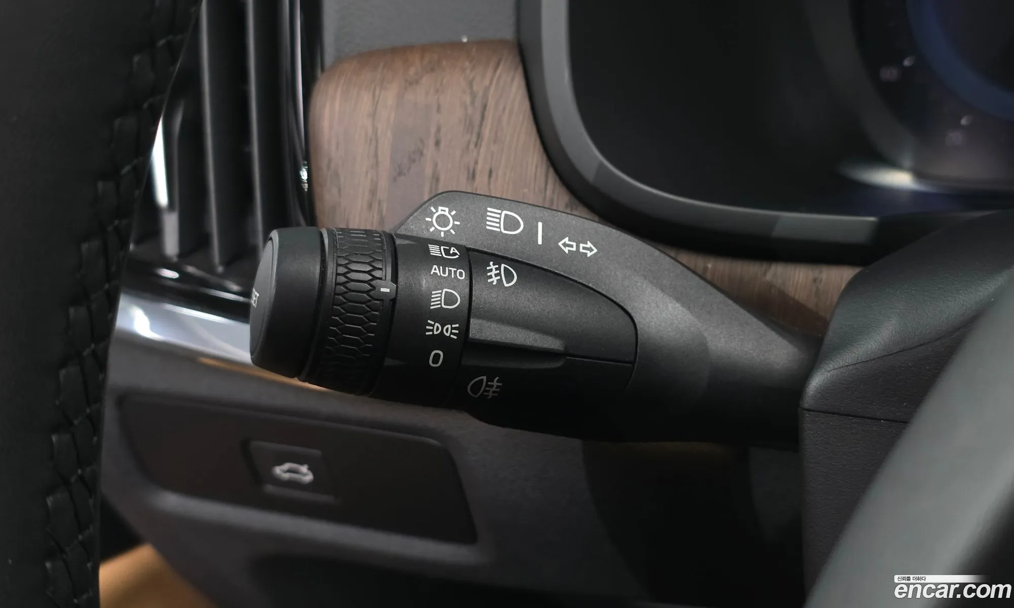 Volvo S90 2023 LVYPTL126PP339475 — 13